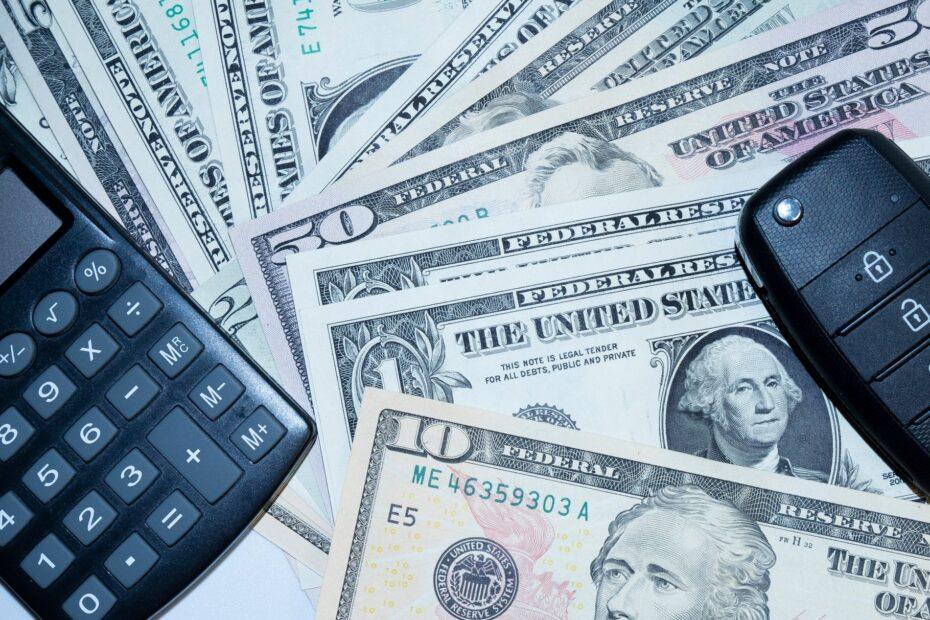 Illustration of The Financial Impact of Refinancing Your Car Loan Early