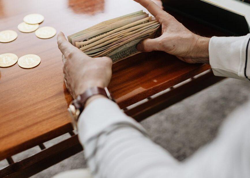 Illustration of The Truth About How Annuities Generate Long Term Income