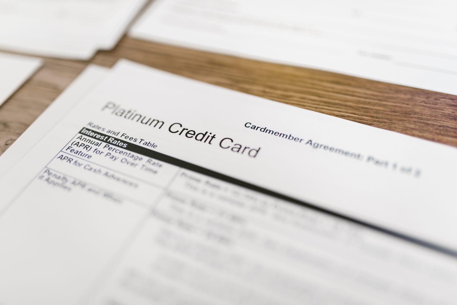 Illustration of What Happens to Your Credit When You Close an Old Account